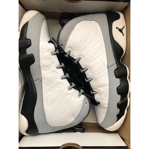 AIR JORDAN 9 RETRO BG (GS) "BARONS" - Size 5 Youth